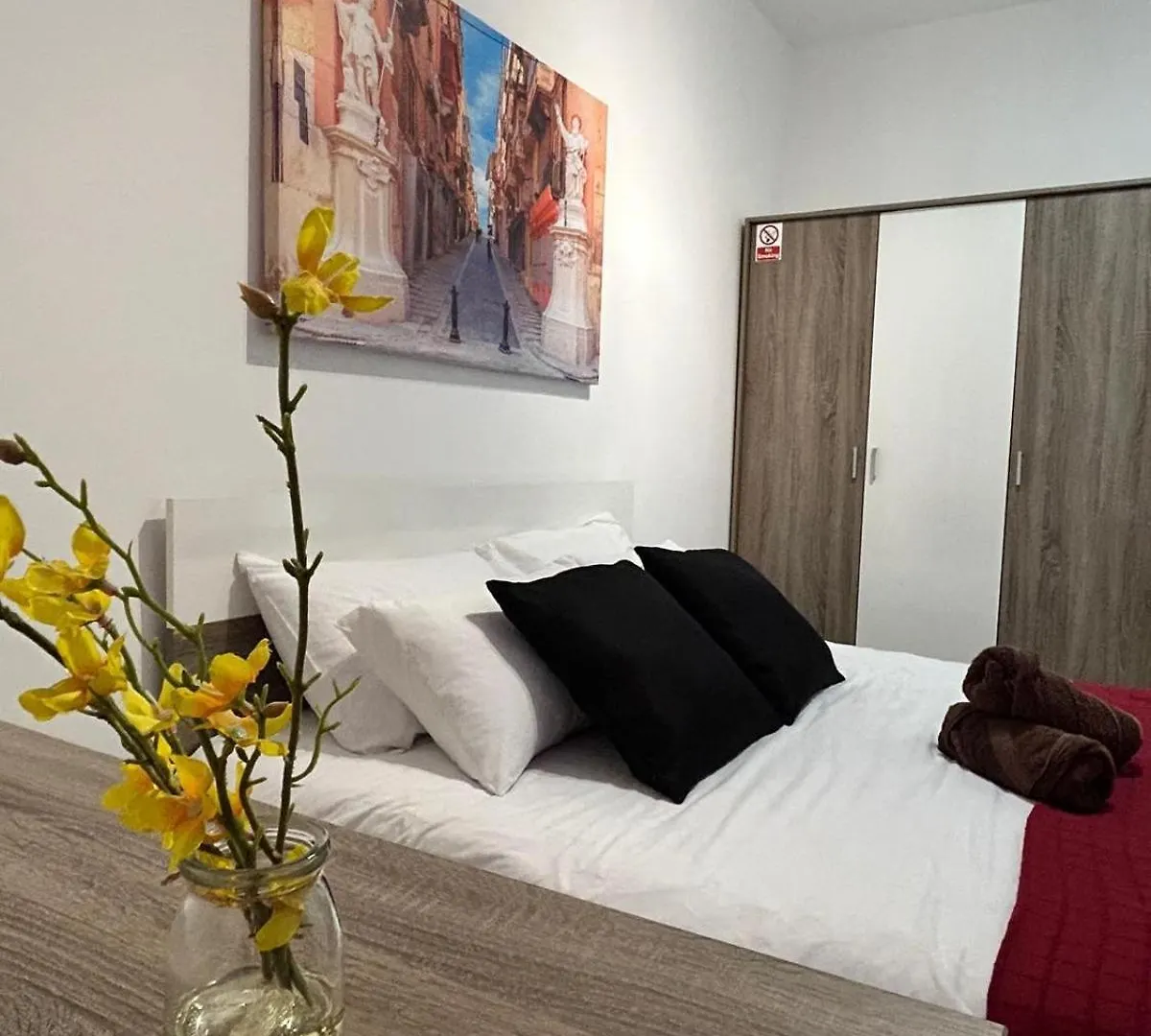 Tjs Apartments 2 Gzira